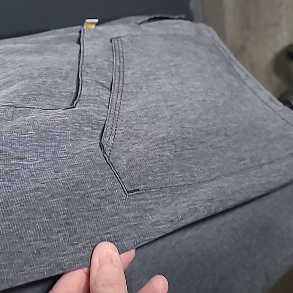 Women’s Carhartt Force Scrub Top XL - Picture 2 of 5